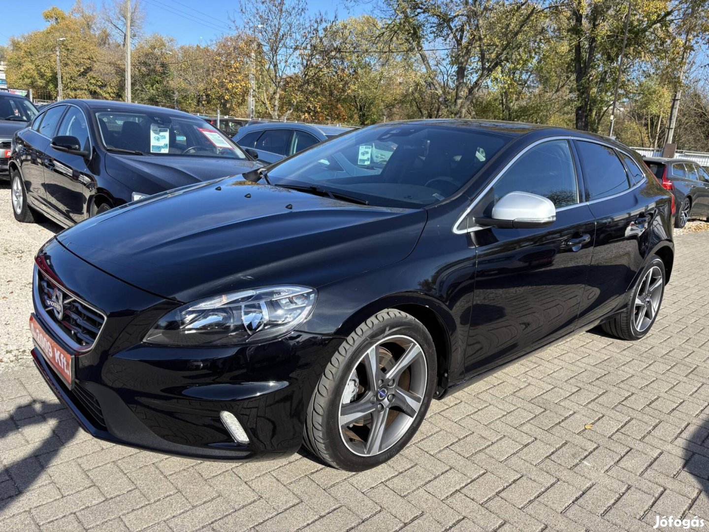 Volvo V40 2.0 D [D2] R-Design Momentum Megkímél...